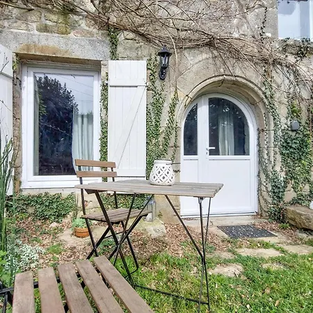 Apartmán 1 Bedroom Awesome In Tremblay